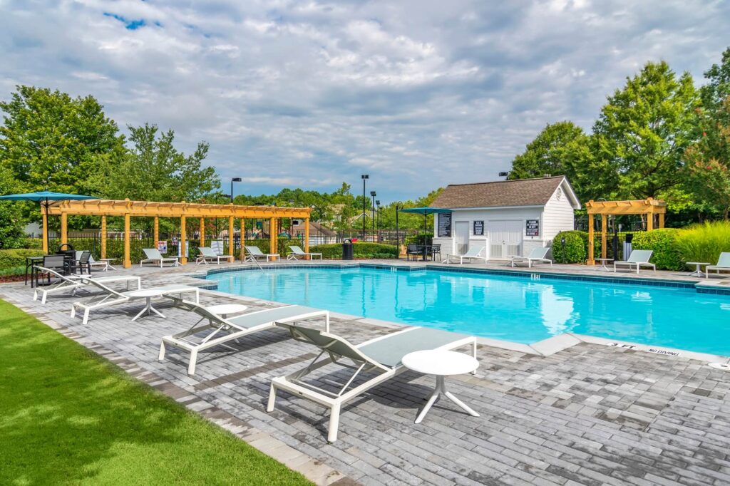 Uncovered deck seating by the pool